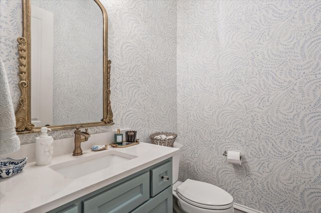 15373 Lakeside Drive, Tyler, TX 75707