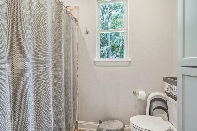 15373 Lakeside Drive, Tyler, TX 75707