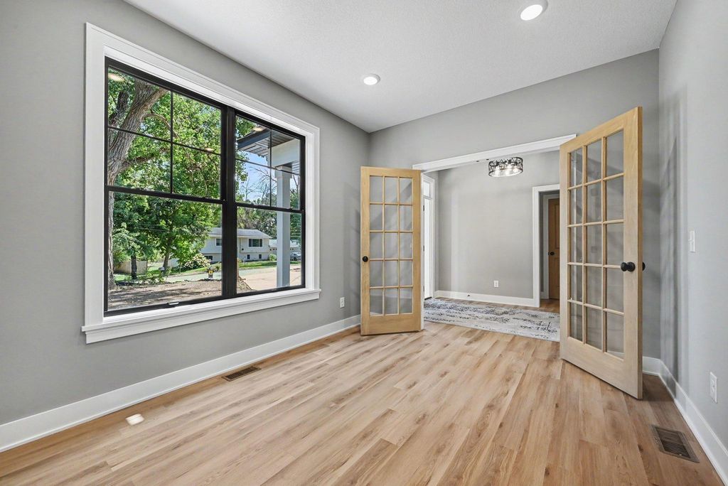 4044 Merriam Road, Minnetonka, MN 55305 — photo 3