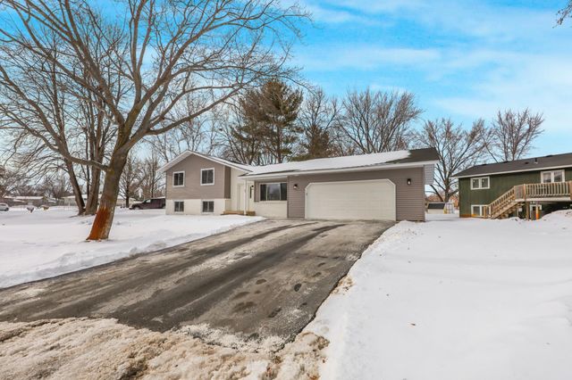 23 Oxby Lane, Waite Park, MN 56387