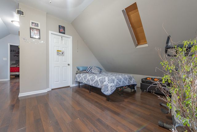 3311 N Kostner Avenue, Chicago, IL 60641