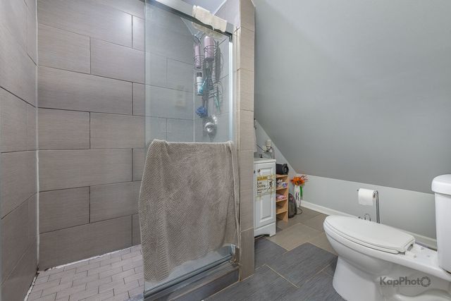 3311 N Kostner Avenue, Chicago, IL 60641