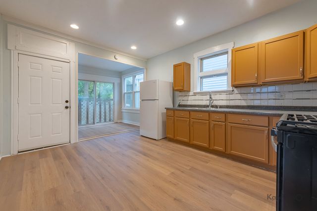 3311 N Kostner Avenue, Chicago, IL 60641