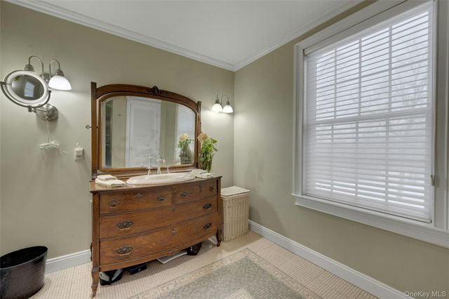 3 Birchbrook Drive, Valhalla, NY 10595