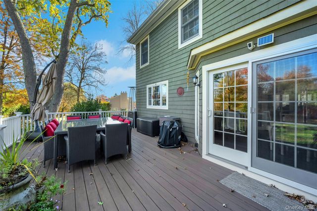 3 Birchbrook Drive, Valhalla, NY 10595