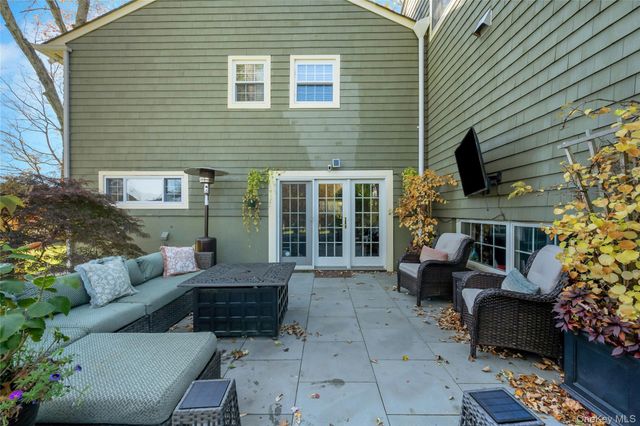 3 Birchbrook Drive, Valhalla, NY 10595