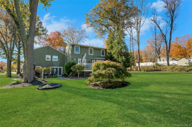 3 Birchbrook Drive, Valhalla, NY 10595