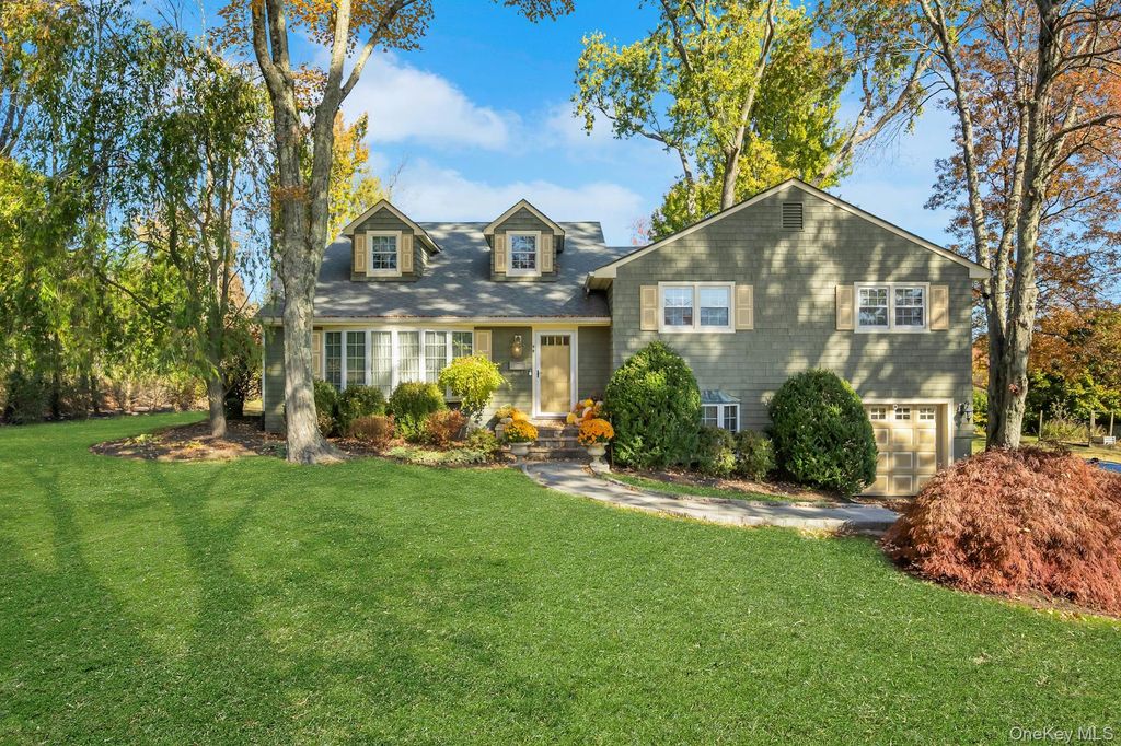 3 Birchbrook Drive, Valhalla, NY 10595