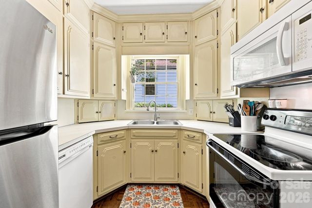 70 Edgewood Avenue NE, Concord, NC 28025