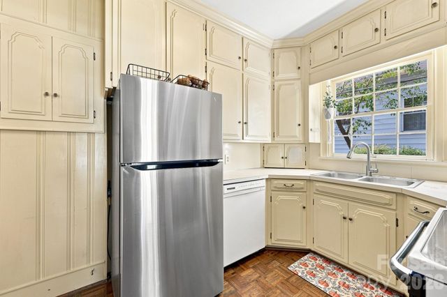 70 Edgewood Avenue NE, Concord, NC 28025