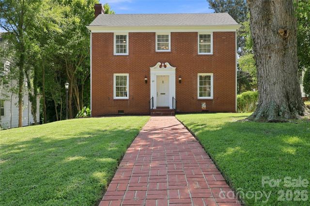 70 Edgewood Avenue NE, Concord, NC 28025