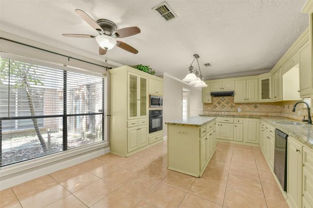 15910 Boatswain Court, Crosby, TX 77532
