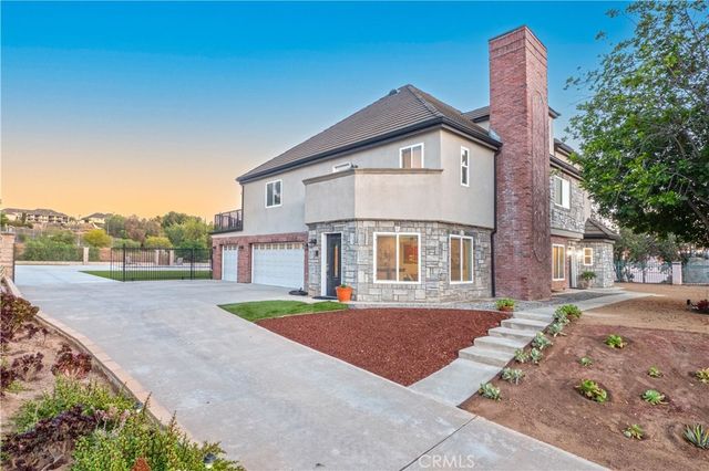 1310 Coronet Drive, Riverside, CA 92506