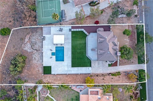 1310 Coronet Drive, Riverside, CA 92506