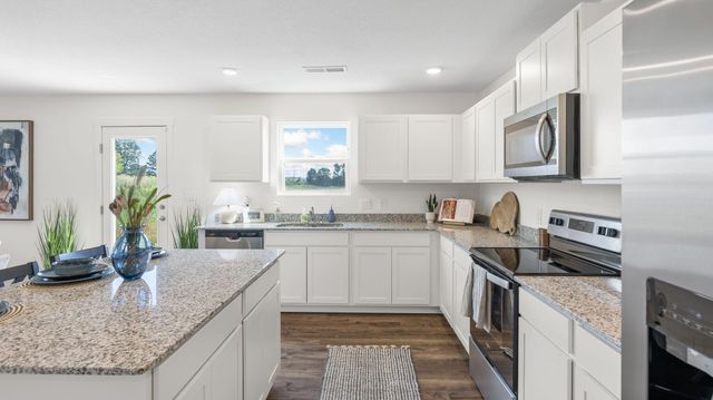 217 Hawks Dr, Rossville, GA 30741