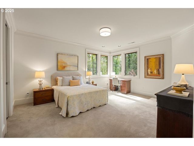 5815 Sw PATTON Rd, Portland, OR 97221