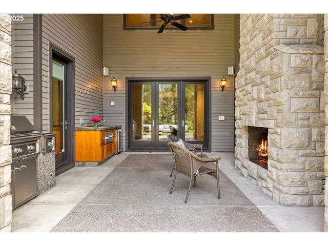 5815 Sw PATTON Rd, Portland, OR 97221