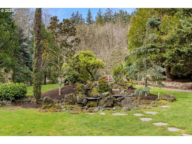 5815 Sw PATTON Rd, Portland, OR 97221