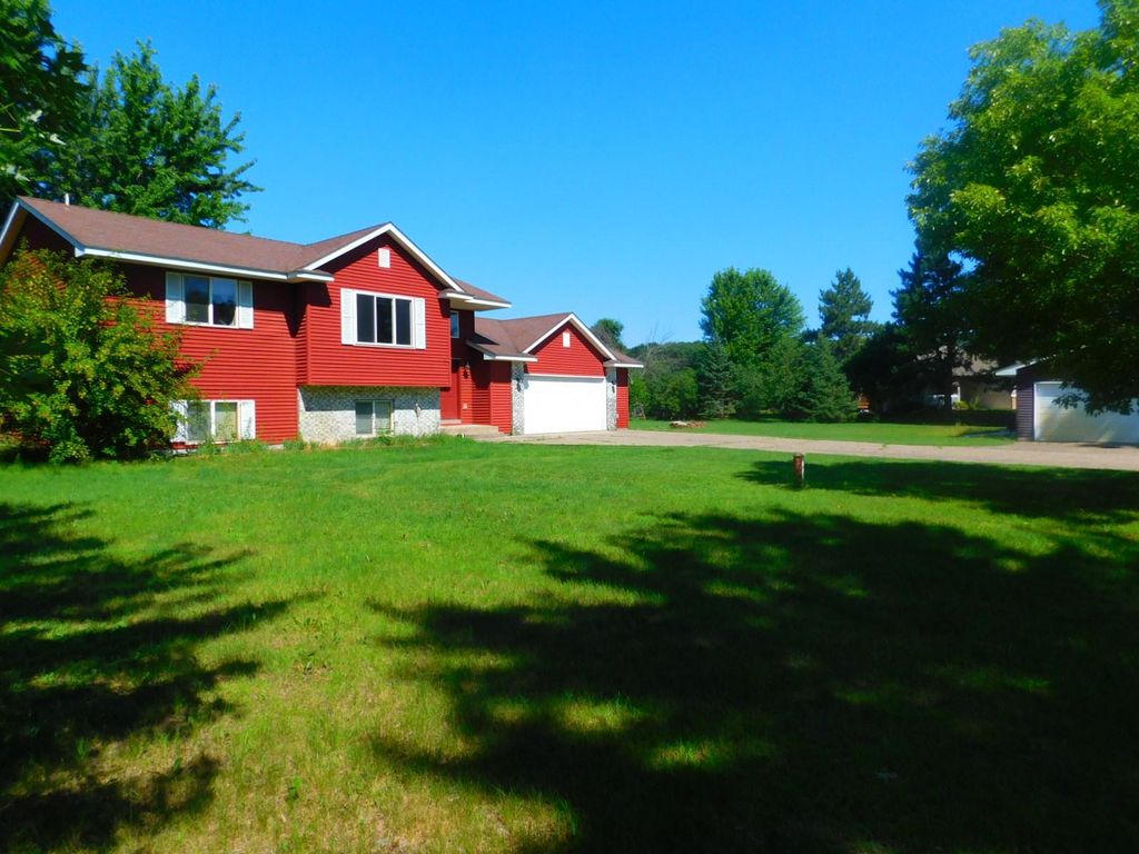 20042 Wild Rice Drive NE, Wyoming, MN 55092 — photo 2