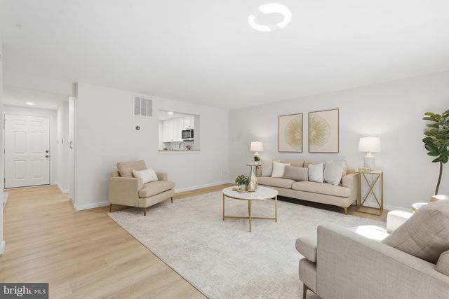 11005 BARTON HILL CT, Reston, VA 20191