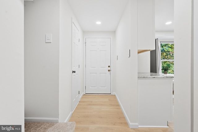 11005 BARTON HILL CT, Reston, VA 20191