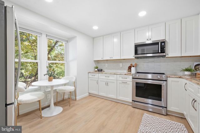 11005 BARTON HILL CT, Reston, VA 20191