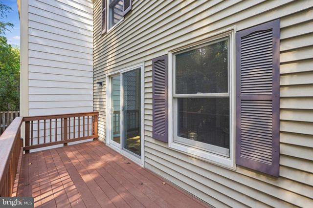 11005 BARTON HILL CT, Reston, VA 20191