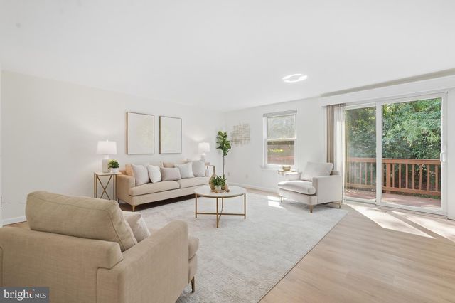 11005 BARTON HILL CT, Reston, VA 20191