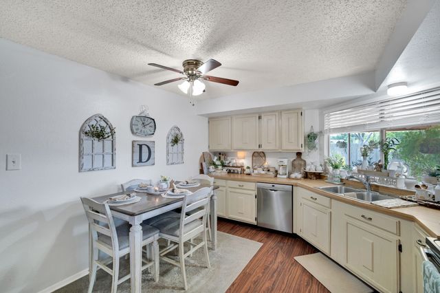 2902 Green Oaks Drive, Garland, TX 75040