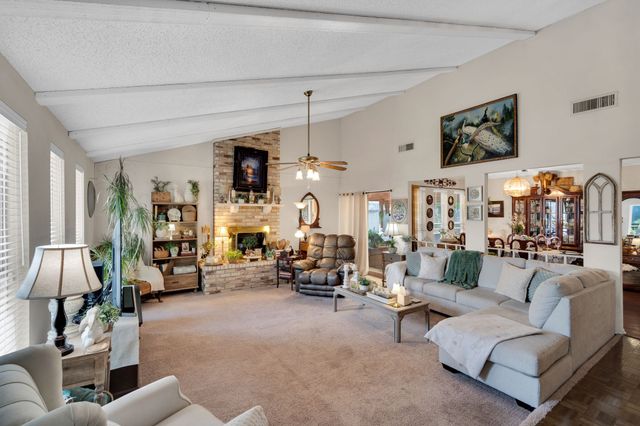 2902 Green Oaks Drive, Garland, TX 75040