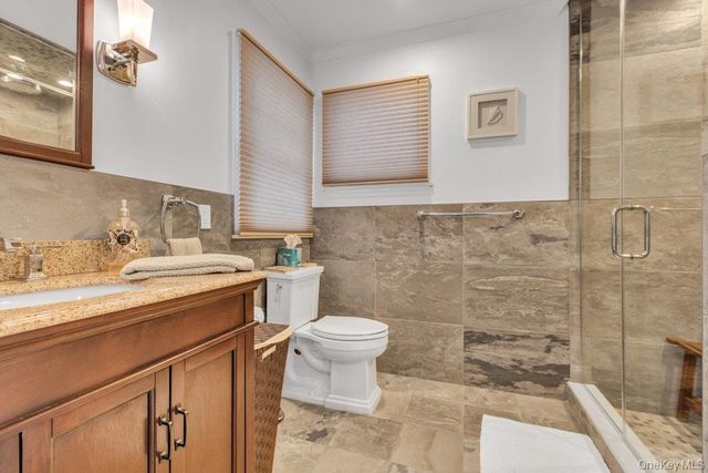 300 Fiddler Lane, Greenport, NY 11944