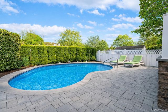 300 Fiddler Lane, Greenport, NY 11944