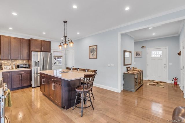 300 Fiddler Lane, Greenport, NY 11944