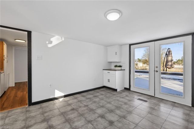 1407 Back Creek RD, Seaford, VA 23696