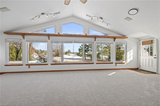 1407 Back Creek RD, Seaford, VA 23696