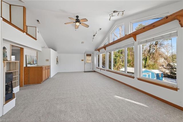 1407 Back Creek RD, Seaford, VA 23696