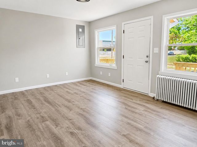 703-705 BUCK ST, Millville, NJ 08332