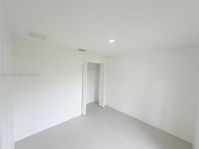 911 Cleveland Ave, Lehigh Acres, FL 33972