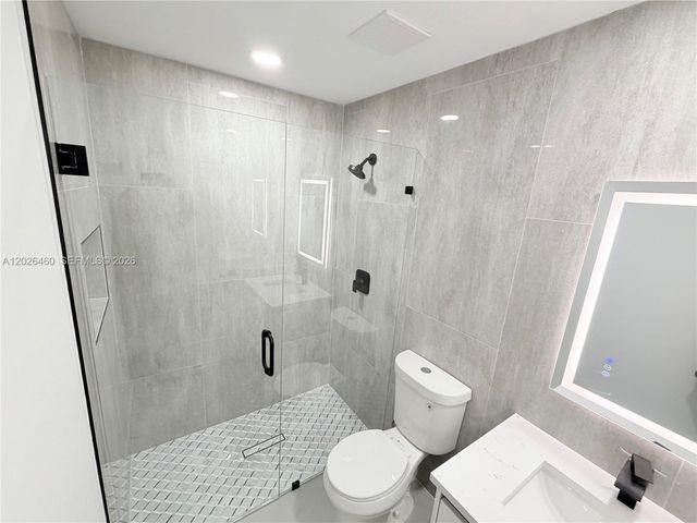 911 Cleveland Ave, Lehigh Acres, FL 33972