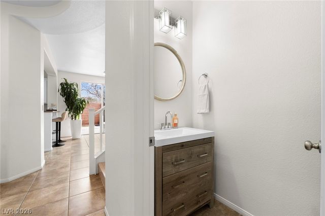 10667 Olympic Pine Drive, Las Vegas, NV 89135