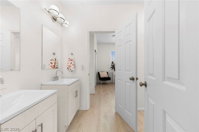 10667 Olympic Pine Drive, Las Vegas, NV 89135