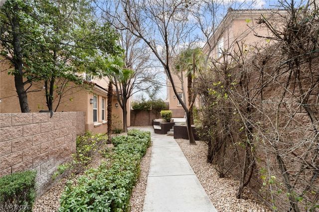 10667 Olympic Pine Drive, Las Vegas, NV 89135