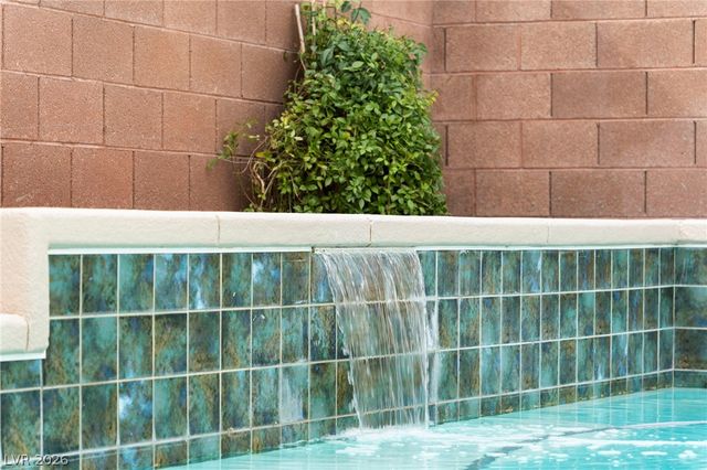 10667 Olympic Pine Drive, Las Vegas, NV 89135