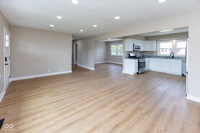 5530 W 62nd Street, Indianapolis, IN 46268