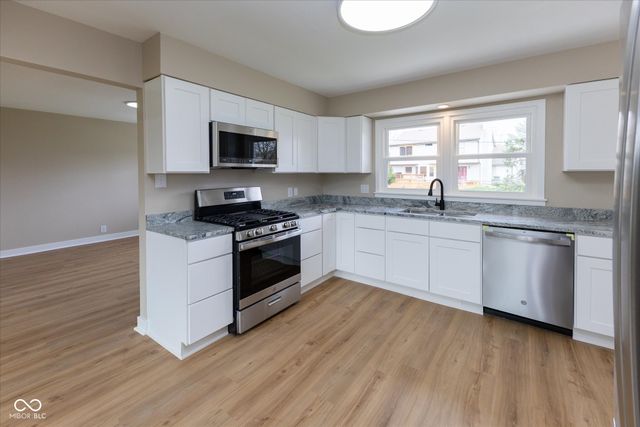 5530 W 62nd Street, Indianapolis, IN 46268