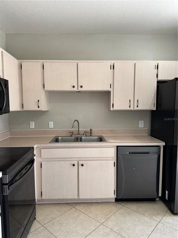 18006 BIRDWATER DRIVE, Tampa, FL 33647