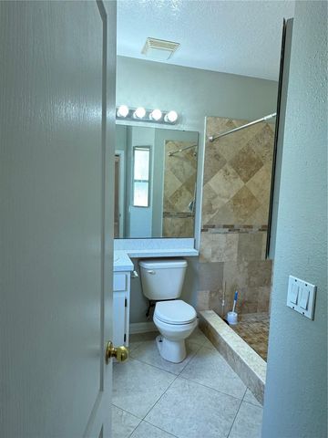 18006 BIRDWATER DRIVE, Tampa, FL 33647