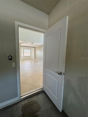18006 BIRDWATER DRIVE, Tampa, FL 33647
