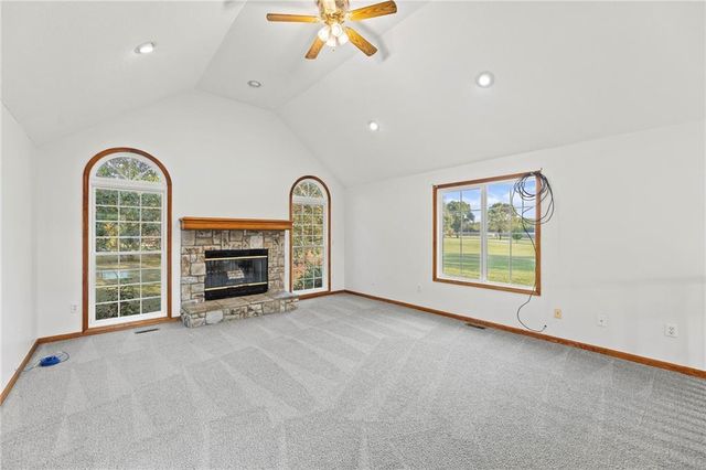 26949 Moonlight Road, Paola, KS 66071