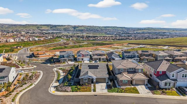 3382 Trumpet Vine Dr, Folsom, CA 95630